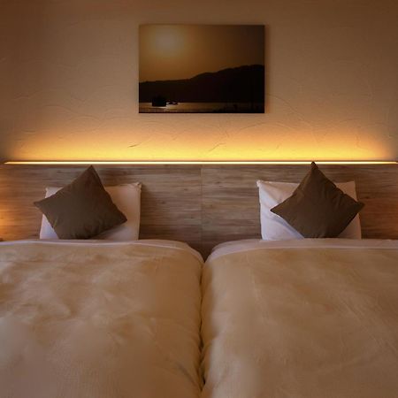 Hotel Miyajima Villa Хацукаити Экстерьер фото